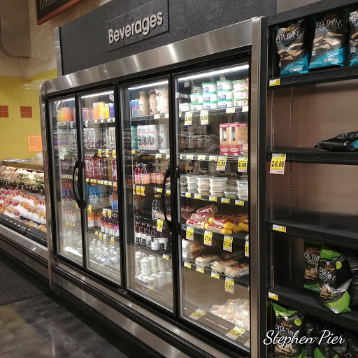 Grocery Store «Harris Teeter», reviews and photos, 8200 Crestwood Heights Dr, McLean, VA 22102, USA