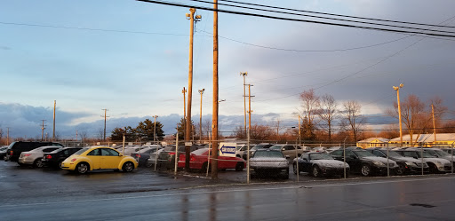 Used Car Dealer «Car Source», reviews and photos, 1200 Stringtown Rd, Grove City, OH 43123, USA