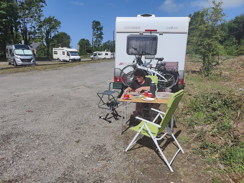 Aire Camping-Car Park à Cayeux-sur-Mer (Somme 80)