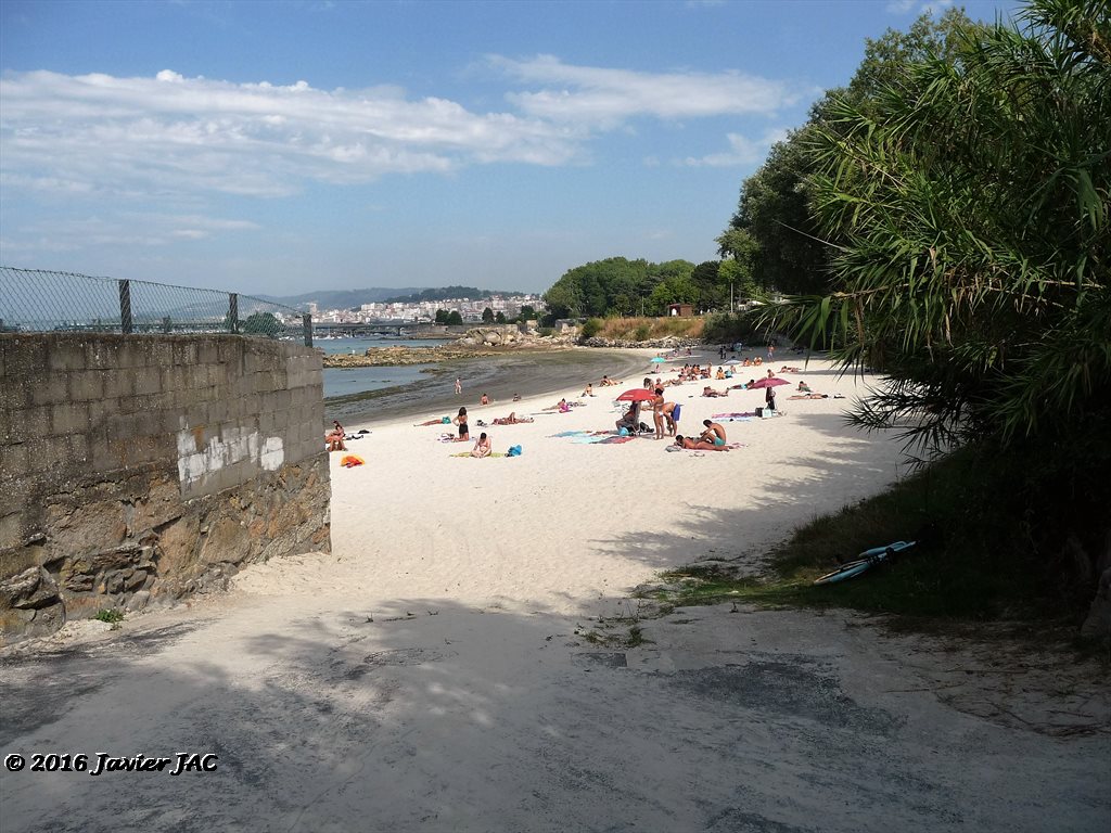 Praia de Santa Baia的照片 便利设施区域