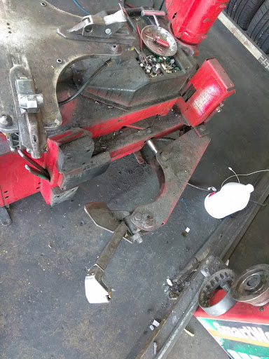 Tire Shop «Texas Tires», reviews and photos, 5407 E Belknap St, Haltom City, TX 76117, USA