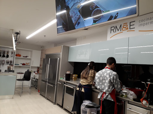 Magna Home Appliances and Kitchen Complements