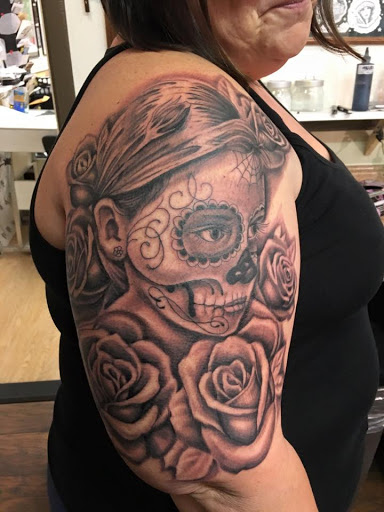 Tattoo Shop «C/S Tattoo», reviews and photos, 26 Main St, Woodland, CA 95695, USA