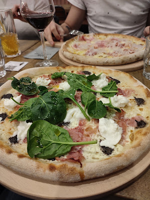 Jordan Tomas - Pizza Mamamia Montélimar à Montélimar