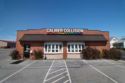 Auto Repair Shop «ABRA Auto Body & Glass», reviews and photos, 2013 W Newport Pike, Wilmington, DE 19804, USA