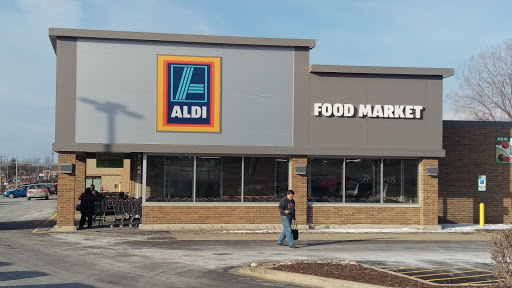 ALDI, 74 W Rollins Rd, Round Lake, IL 60073, USA, 