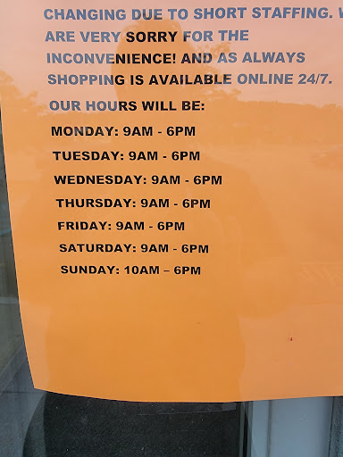 Pet Supply Store «Petco Animal Supplies», reviews and photos, 1145 N Hermitage Rd, Hermitage, PA 16148, USA