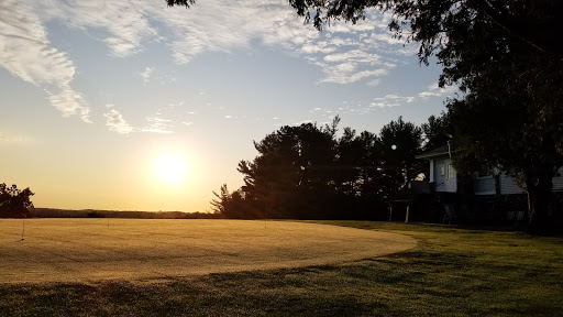 Country Club «Amesbury Golf and Country Club», reviews and photos, 3 Country Club Rd, Amesbury, MA 01913, USA