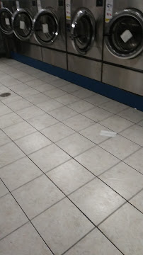 Laundry Express - Photo 8 - Car repair in Cincinnati, OH, Cincinnati