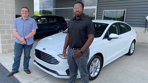 Ford Dealer «Tri-County Ford», reviews and photos, 4032 Commerce Pkwy, Buckner, KY 40010, USA