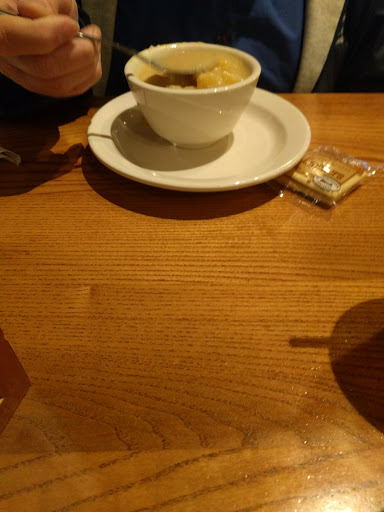 American Restaurant «Cracker Barrel Old Country Store», reviews and photos, 2421 Old Country Inn Dr, Caseyville, IL 62232, USA