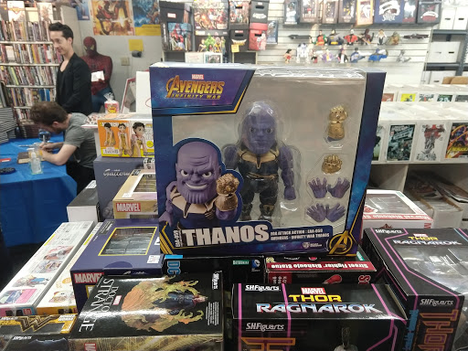 Dr. Comics & Mr. Games image