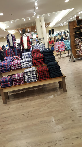 Clothing Store «L.L. Bean», reviews and photos, 8095 Tysons Corner Center, McLean, VA 22102, USA