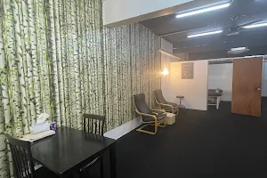 Pusat Urut Manjung Raqib Reflexology image