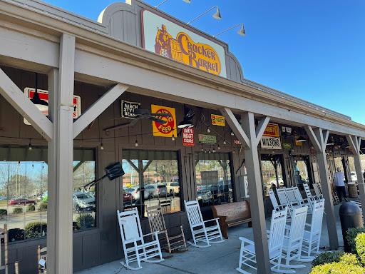 American Restaurant «Cracker Barrel Old Country Store», reviews and photos, 757 Lynnhaven Pkwy, Virginia Beach, VA 23452, USA