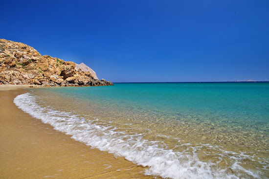 Paralia Roukounas