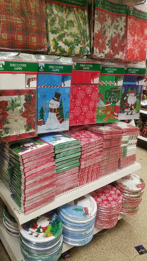 Dollar Store «Dollar Tree», reviews and photos, 12029 Georgia Ave, Wheaton, MD 20902, USA