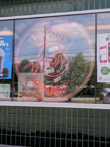 Bakery «Krispy Kreme Doughnuts», reviews and photos, 3703 Atlanta Hwy, Bogart, GA 30622, USA