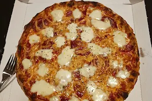 Pizza-Kurier Peperoni image
