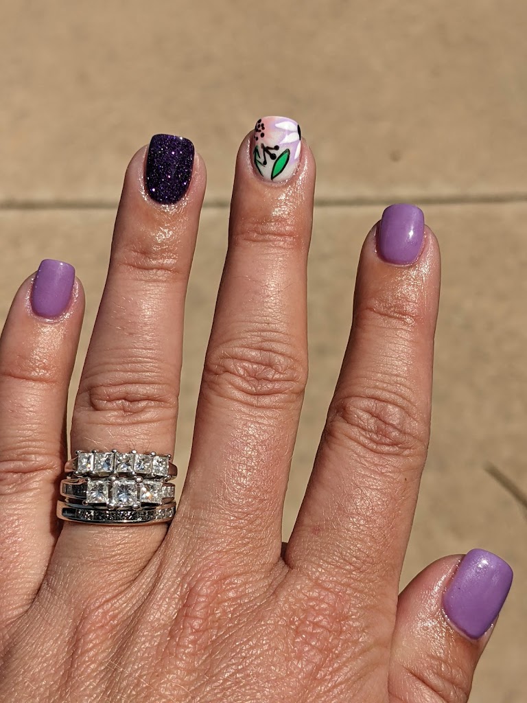 Oasis Nails 73128