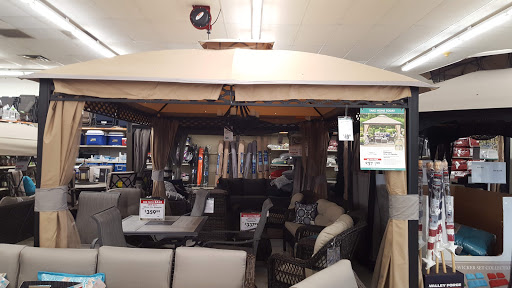 Discount Store «Big Lots», reviews and photos, 8563 Watson Rd, Webster Groves, MO 63119, USA