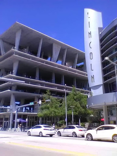 Movie Theater «Regal Cinemas South Beach 18 & IMAX», reviews and photos, 1120 Lincoln Rd, Miami Beach, FL 33139, USA