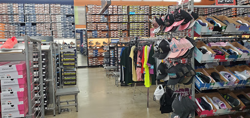 Shoe Store «SKECHERS Factory Outlet», reviews and photos, 15251 Beach Blvd, Westminster, CA 92683, USA