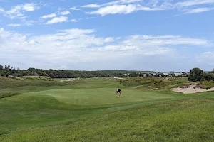 Magenta Shores Golf Course image