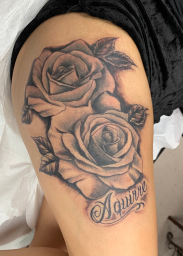 Explore girly skull tattoo ideas, creative tattoo ideas in Albuquerque, available at Tattoosbyfrankieg