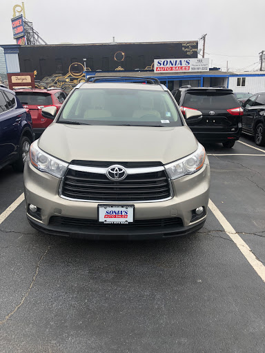 Used Car Dealer «Sonias Auto Sales», reviews and photos, 160 Southbridge St, Worcester, MA 01608, USA