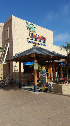 Shopping Mall «Manhattan Village», reviews and photos, 3200 N Sepulveda Blvd, Manhattan Beach, CA 90266, USA