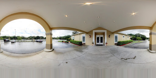 Funeral Home «Blount & Curry Funeral Home - Carrollwood Chapel», reviews and photos, 3207 W Bearss Ave, Tampa, FL 33618, USA