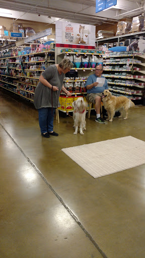Pet Supply Store «PetSmart», reviews and photos, 573 N McKinley St, Corona, CA 92879, USA