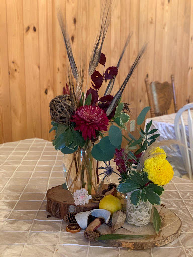 Florist «Florist Of Covington», reviews and photos, 2640 N Hwy 190, Covington, LA 70433, USA