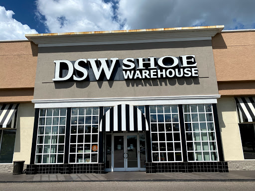 DSW Designer Shoe Warehouse, 375 E Altamonte Dr, Altamonte Springs, FL 32701, USA, 