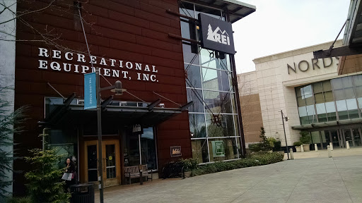 Camping Store «REI», reviews and photos, 3000 184th St SW #952, Lynnwood, WA 98037, USA