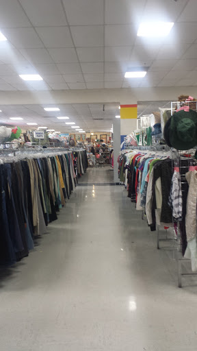 Thrift Store «Superior Thrift Store», reviews and photos, 1135 N Wilson Way, Stockton, CA 95205, USA
