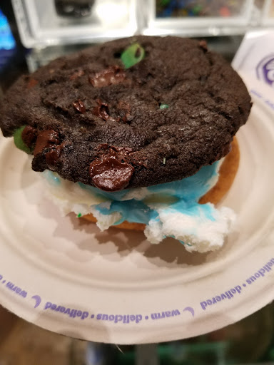 Cookie Shop «Insomnia Cookies», reviews and photos, 1919 11th Ave S, Birmingham, AL 35205, USA