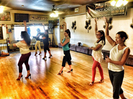 Salsa Fever On 2 Dance Academy