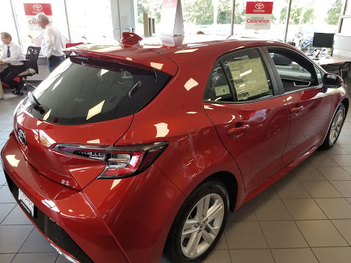 Toyota Dealer «Maplewood Toyota», reviews and photos, 2873 Maplewood Dr, Maplewood, MN 55109, USA