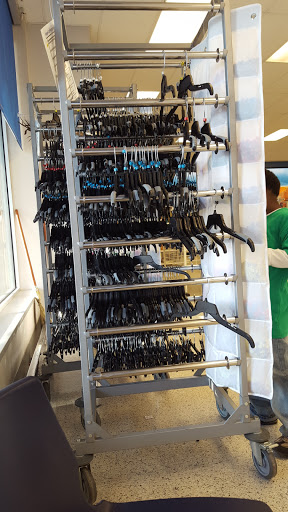 Clothing Store «Ross Dress for Less», reviews and photos, 550 John Ross Pkwy, Rock Hill, SC 29730, USA