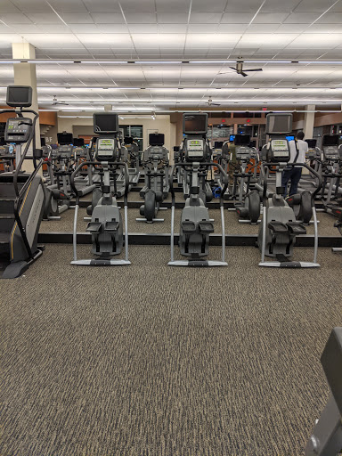 Gym «LA Fitness», reviews and photos, 14905 4th Ave SW, Burien, WA 98166, USA