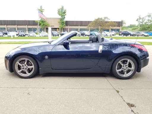 Car Dealer «Pure Automotive», reviews and photos, 4509 Renaissance Pkwy, Warrensville Heights, OH 44128, USA