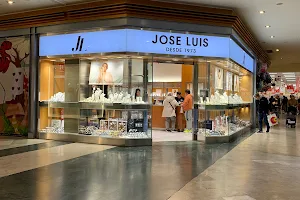 José Luis image