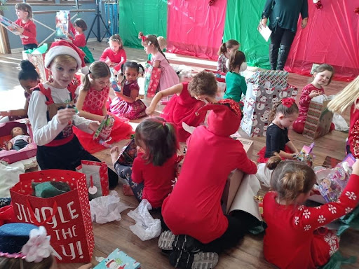 Ballroom «Rhythm & Grace Ballroom Dance Studio», reviews and photos, 15027 Madison Ave, Lakewood, OH 44107, USA