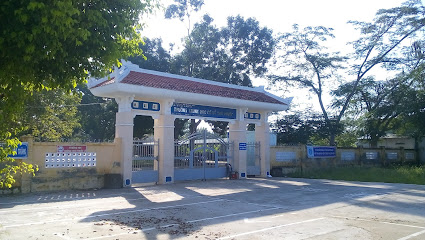 Trường THCS Tam Phước