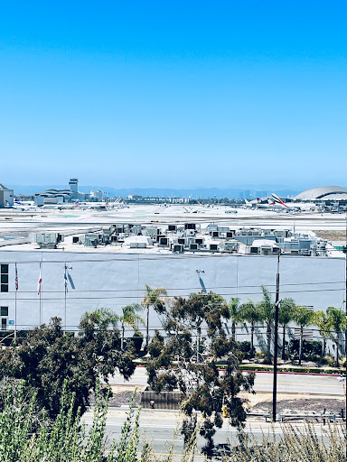 Clutters Park image