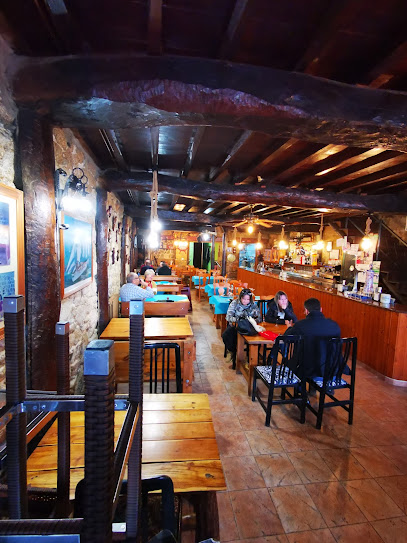 Restaurante Muelle 43 - Av. Mar, 43, 15620 Mugardos, A Coruña, Spain