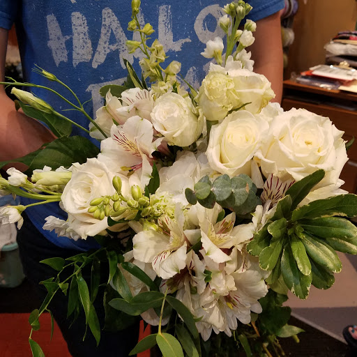 Florist «Hummingbird Floral & Gifts», reviews and photos, 4001 Rice St, Shoreview, MN 55126, USA