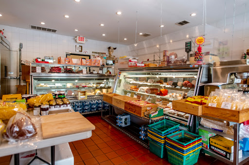 Butcher Shop «Fairfield Meat Emporium», reviews and photos, 849 Kings Hwy E, Fairfield, CT 06825, USA